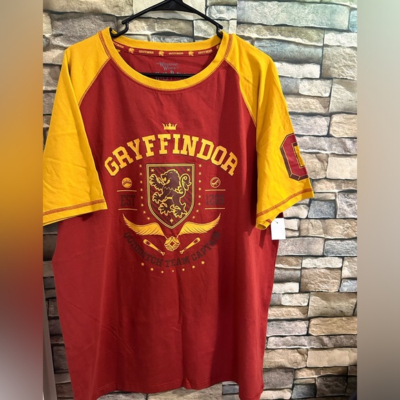 Other - NWT. Harry Potter- Gryffindor tee shirt. Men’s XL. Never worn!
